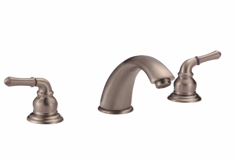Brushed nickel classic 3-hole faucet